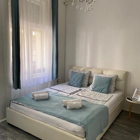 Center Cosy Vintage Apartment Novi Sad Exterior photo